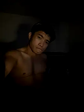 TaiwanSlutBitch online show from October 3, 2:38 am