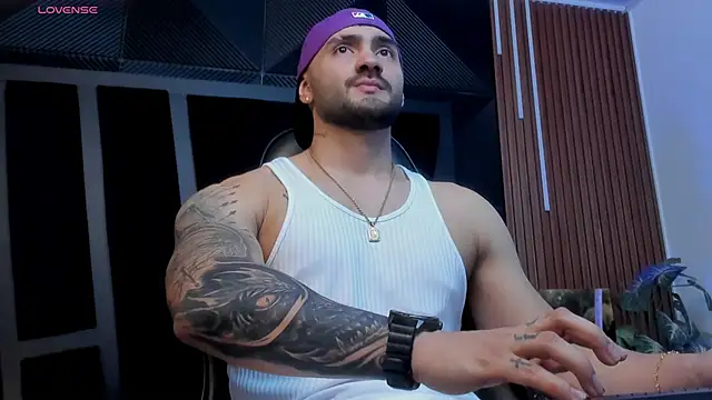 JeanColleman online show from November 27, 11:30 pm