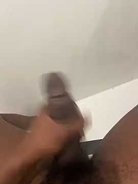 Snapshot of arrete2025 chatting on December 10, 4:02 am arrete2025 online show from December 10, 4:02 am