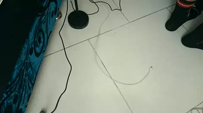 Snapshot of Dan_brownn chatting on February 5, 5:20 am Dan brownn online show from February 5, 5:20 am