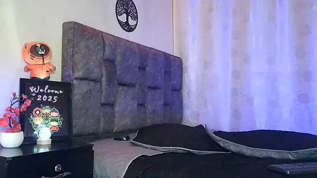 Snapshot of Dan_brownn chatting on February 5, 3:31 pm Dan brownn online show from February 5, 3:31 pm