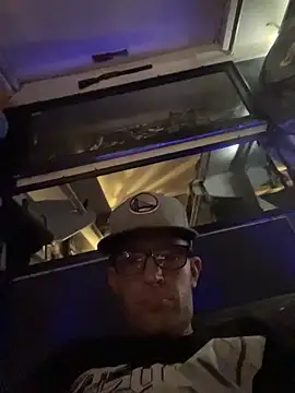 DirkD916 online show from October 12, 10:48 pm