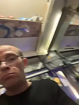 DirkD916 online show from October 14, 3:02 am