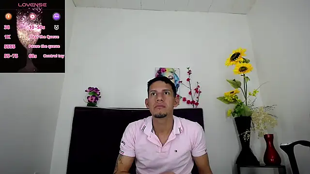 Snapshot of kevin__fox_ chatting on February 24, 7:19 pm kevin  fox  online show from February 24, 7:19 pm
