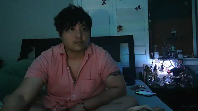 Snapshot of cloudyspun chatting on January 11, 10:19 am cloudyspun online show from January 11, 10:19 am