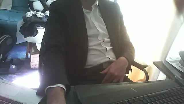 shyfrenchcock1 online show from April 16, 8:58 am