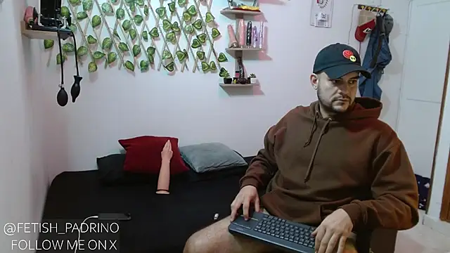 fetish padrino online show from January 22, 9:46 am