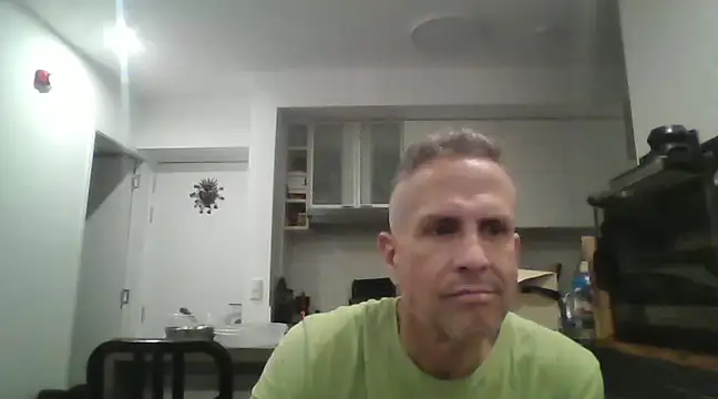 Diegoperrote682661 online show from December 11, 4:19 am