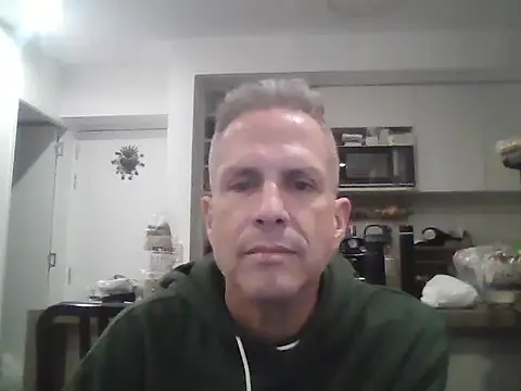 Diegoperrote682661 online show from September 20, 11:38 pm