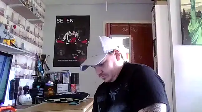 ArcanceTheo82 online show from March 1, 2:02 pm