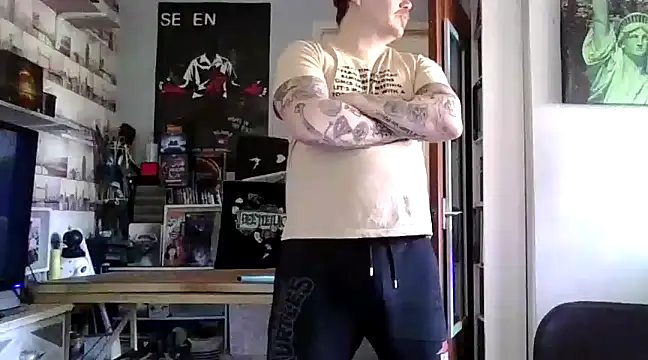 ArcanceTheo82 online show from January 15, 12:25 pm