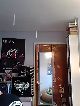 ArcanceTheo82 online show from December 10, 11:54 am