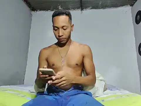 Snapshot of jeffblack2 chatting on January 24, 1:47 pm jeffblack2 online show from January 24, 1:47 pm