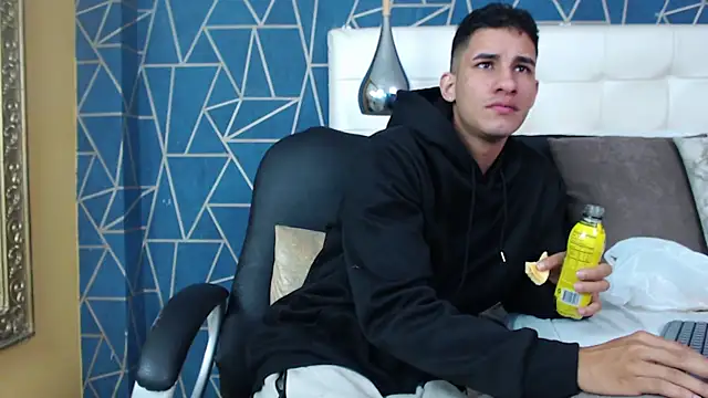 JakeMoxley online show from January 18, 12:36 pm