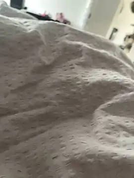 Snapshot of makemecum0 chatting on December 17, 10:34 am makemecum0 online show from December 17, 10:34 am