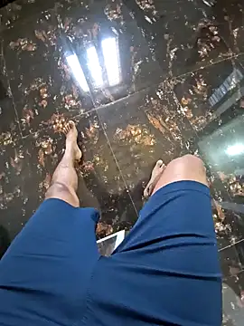 Snapshot of Chidhukannad chatting on January 28, 4:18 am Chidhukannad online show from January 28, 4:18 am