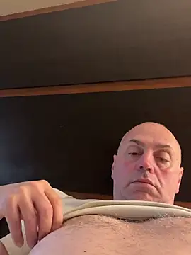 Snapshot of pantomax chatting on January 9, 8:11 pm pantomax online show from January 9, 8:11 pm