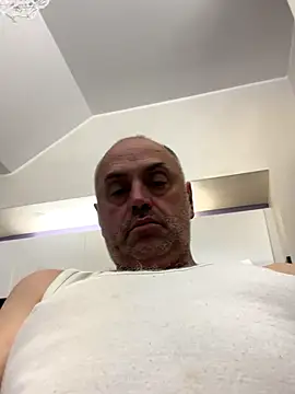 Snapshot of pantomax chatting on September 26, 2:04 pm pantomax online show from September 26, 2:04 pm