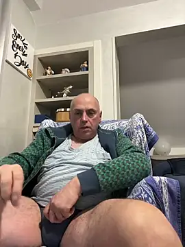 Snapshot of pantomax chatting on March 3, 4:51 pm pantomax online show from March 3, 4:51 pm