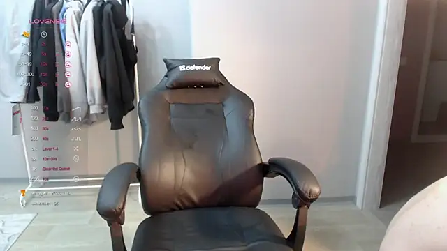 Snapshot of mishadiesel chatting on December 4, 6:17 pm mishadiesel online show from December 4, 6:17 pm