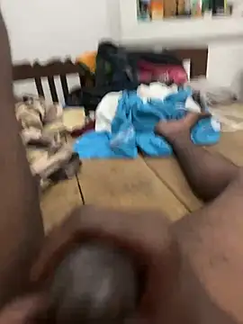 Snapshot of tamil000000 chatting on December 28, 6:29 pm tamil000000 online show from December 28, 6:29 pm