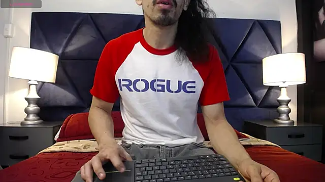 Snapshot of Sr_Magnus_ chatting on February 28, 5:37 am Sr Magnus  online show from February 28, 5:37 am