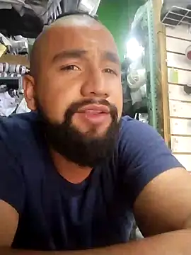 Snapshot of sabor_Latino_bdsm chatting on December 10, 7:32 pm sabor Latino bdsm online show from December 10, 7:32 pm