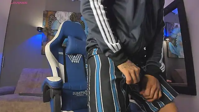 Lyam ap online show from February 17, 8:02 am