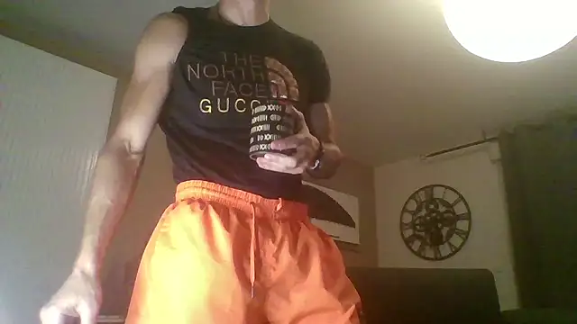 Snapshot of ApollonFit_x69 chatting on October 2, 5:44 am ApollonFit x69 online show from October 2, 5:44 am