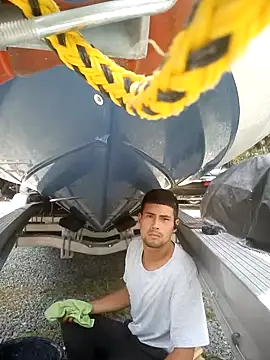 Snapshot of andres599 chatting on December 6, 4:28 pm andres599 online show from December 6, 4:28 pm