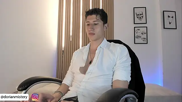 Dorianmistery2322  online show from June 3, 1:29 am