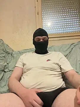 Lilian 701 online show from April 3, 5:32 pm