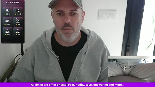 Francesco-ES online show from December 26, 1:54 pm