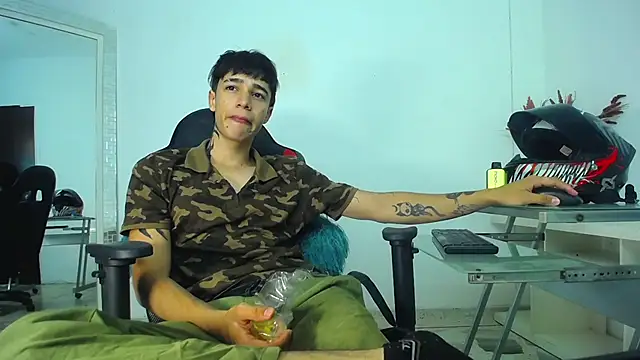 Zacktk7 online show from December 9, 11:09 pm