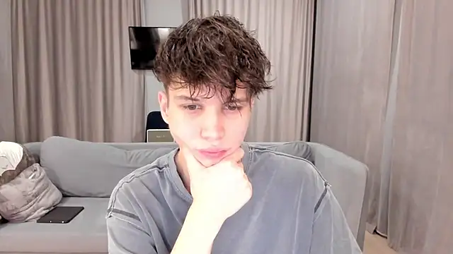 Im Shine Guy online show from December 26, 8:00 pm