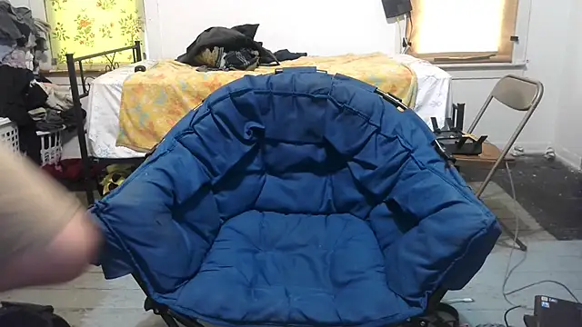 ScubaStevex online show from February 18, 7:54 pm