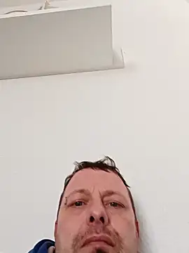 ich411983 online show from January 17, 1:14 pm