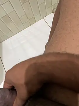 rodrigo21Cm  online show from January 21, 2:55 am