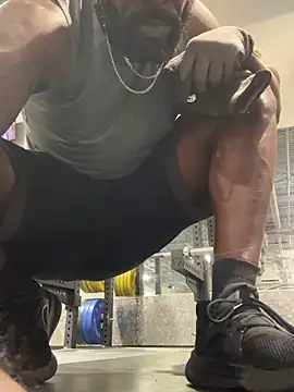 Melaneighted online show from February 26, 6:04 am