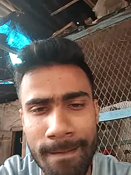 Snapshot of Skinny_Bigass_23 chatting on February 24, 9:10 am Skinny Bigass 23 online show from February 24, 9:10 am