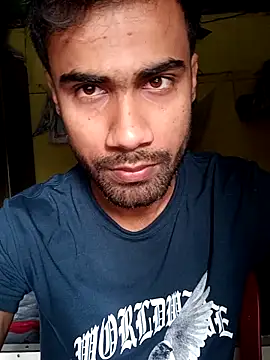 Snapshot of Skinny_Bigass_23 chatting on March 11, 4:32 am Skinny Bigass 23 online show from March 11, 4:32 am