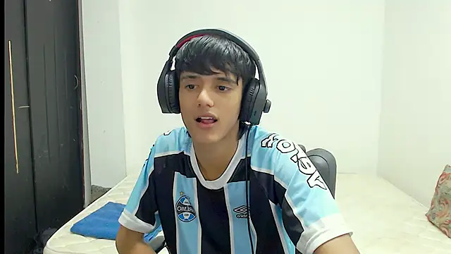 Cris curry online show from January 7, 9:10 am