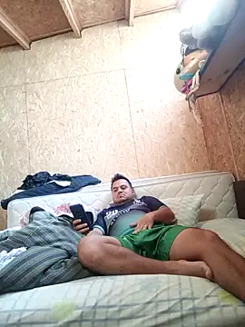 TheBriiaand30 online show from October 19, 8:45 pm