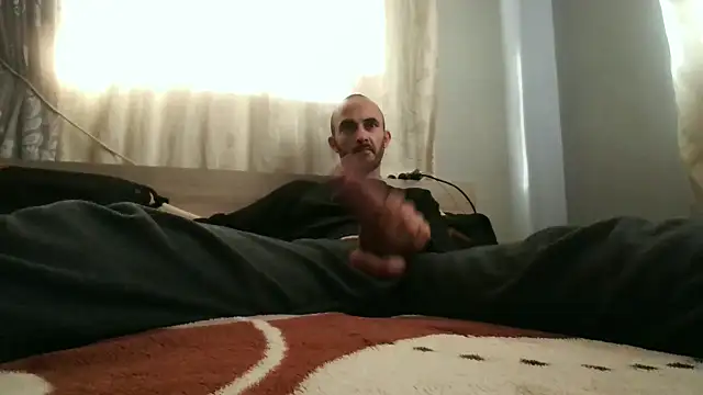 Snapshot of kisandgioni chatting on December 14, 9:40 am kisandgioni online show from December 14, 9:40 am