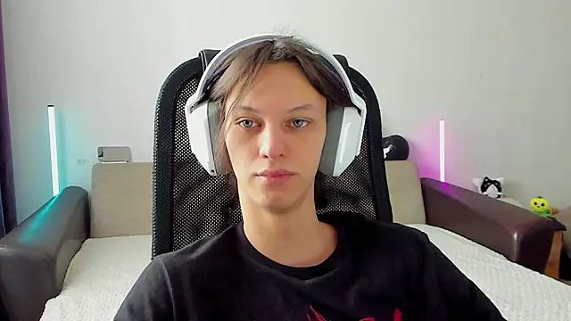 Ostin meow online show from February 14, 7:36 am