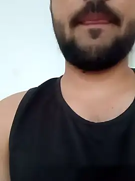 Snapshot of smartboy010101 chatting on October 4, 5:01 am smartboy010101 online show from October 4, 5:01 am