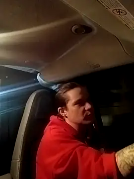 Snapshot of ChuckyyDee chatting on March 1, 10:34 am ChuckyyDee online show from March 1, 10:34 am