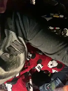 Snapshot of Fuckboy4public chatting on December 7, 8:44 am Fuckboy4public online show from December 7, 8:44 am