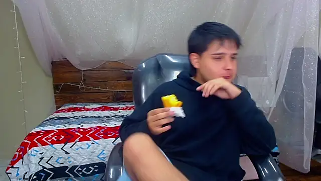 AndrewPherson online show from February 8, 12:28 pm