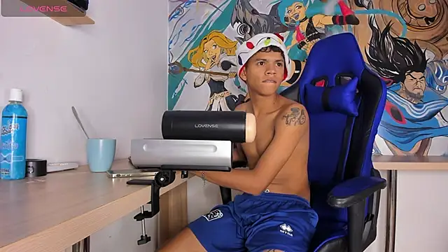 Jeffry wolvess online show from December 15, 8:04 pm